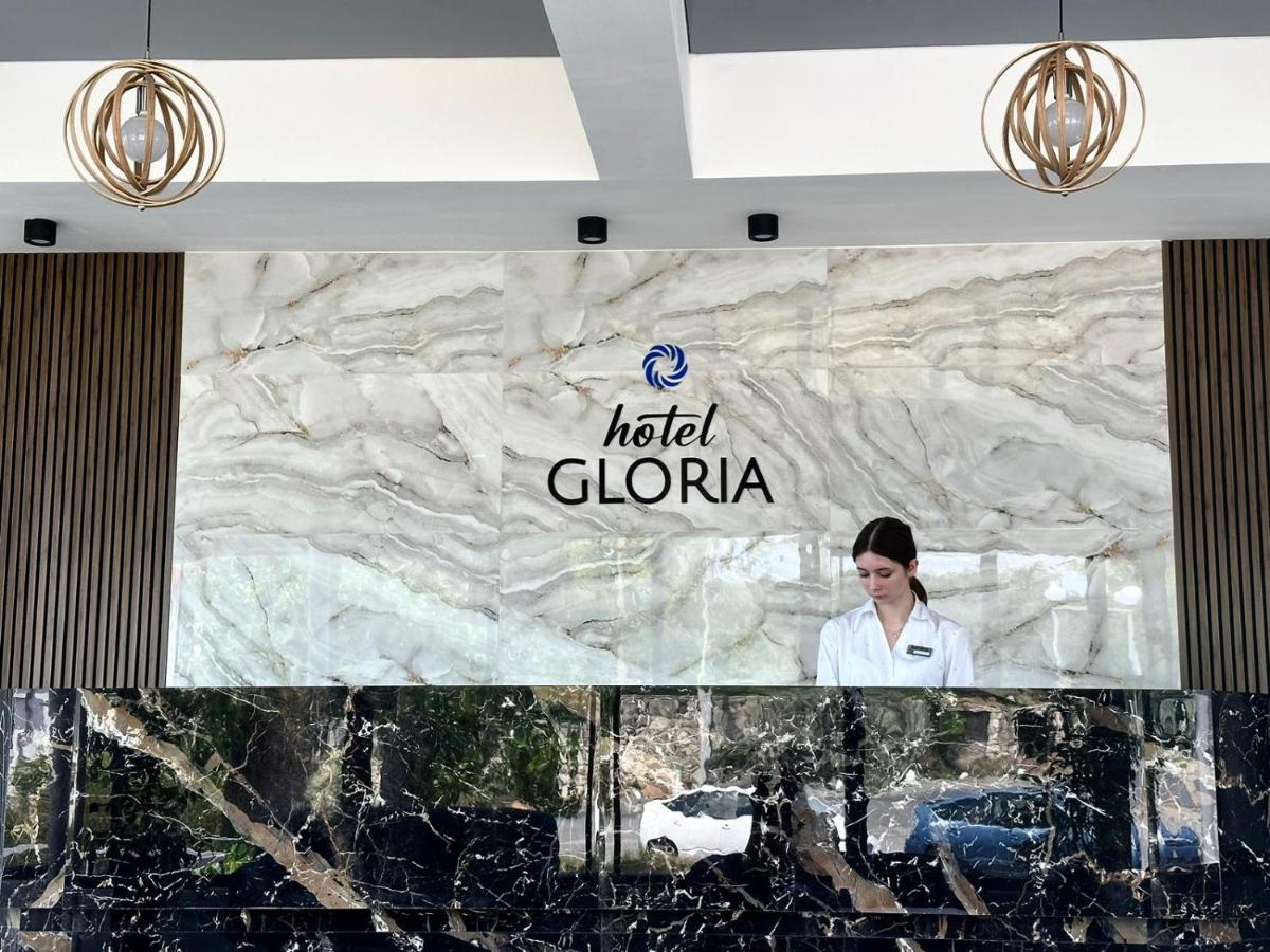 אפורי סוד Hotel Gloria מראה חיצוני תמונה