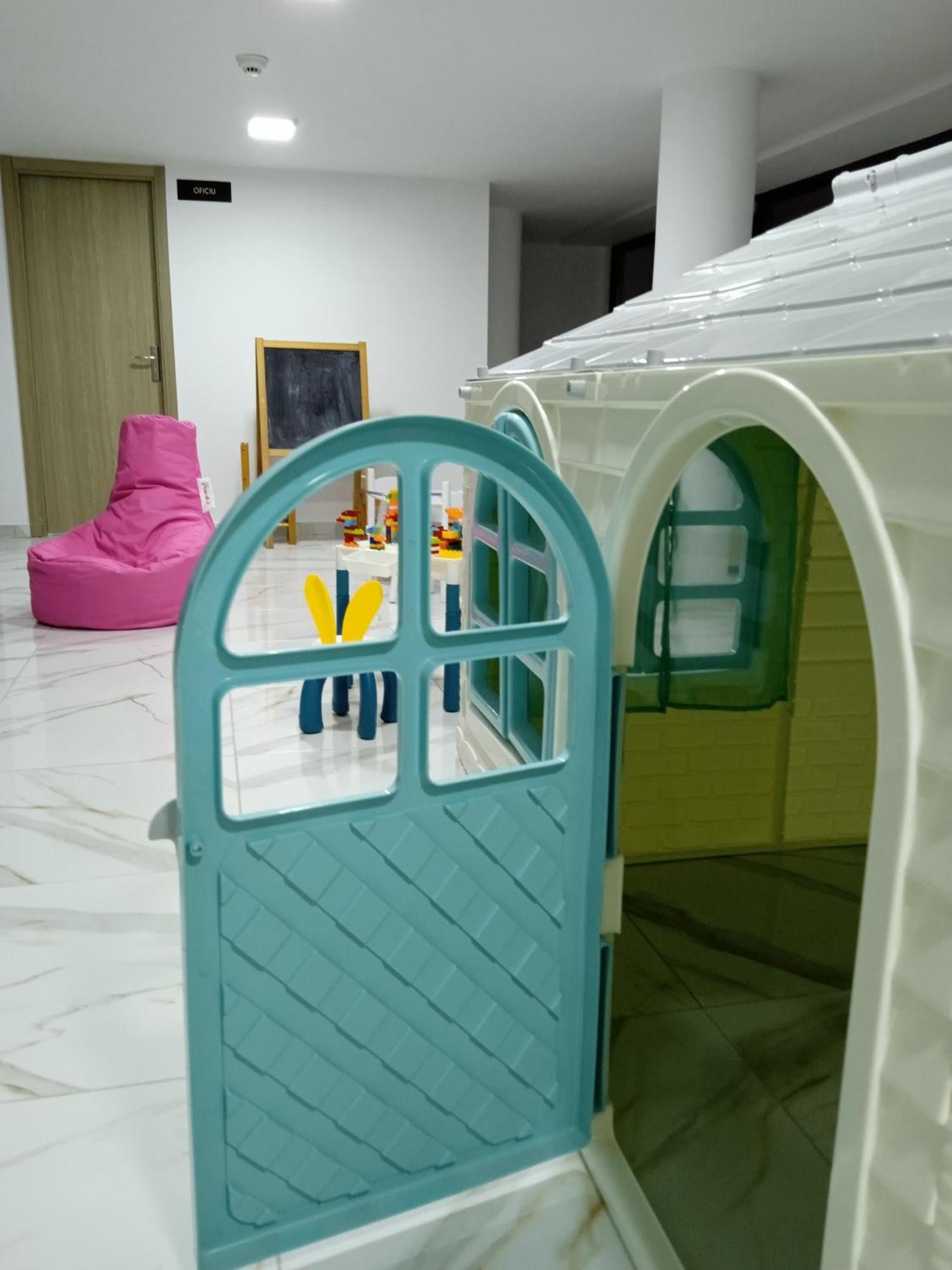 אפורי סוד Hotel Gloria מראה חיצוני תמונה